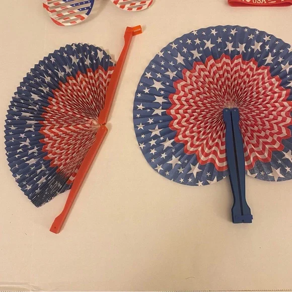 Patriotic Party Supplies Set - Red, White, and Blue - Picture 6 of 7